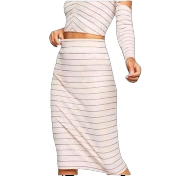NWT BCBG Generation Light Pink Striped Skirt Set Size M - Picture 2 of 9